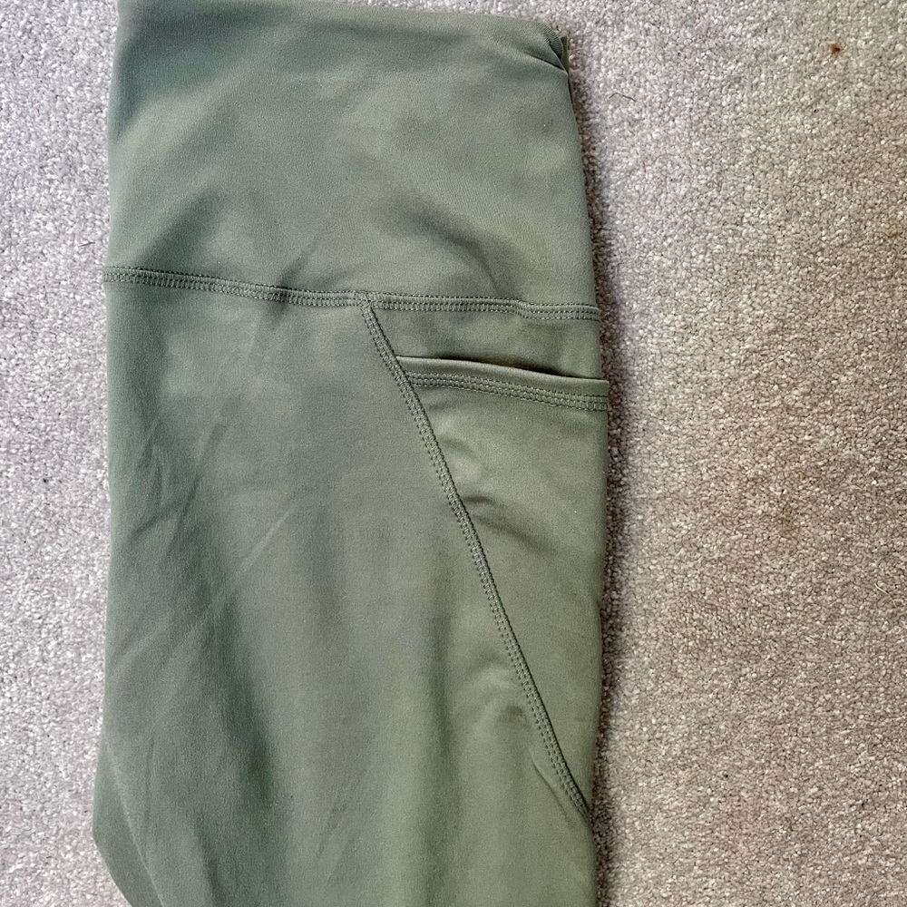 NWOT Danskin Leggings L